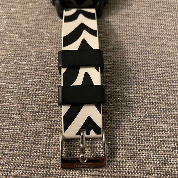 Coach Watch - Picture 5 of 8